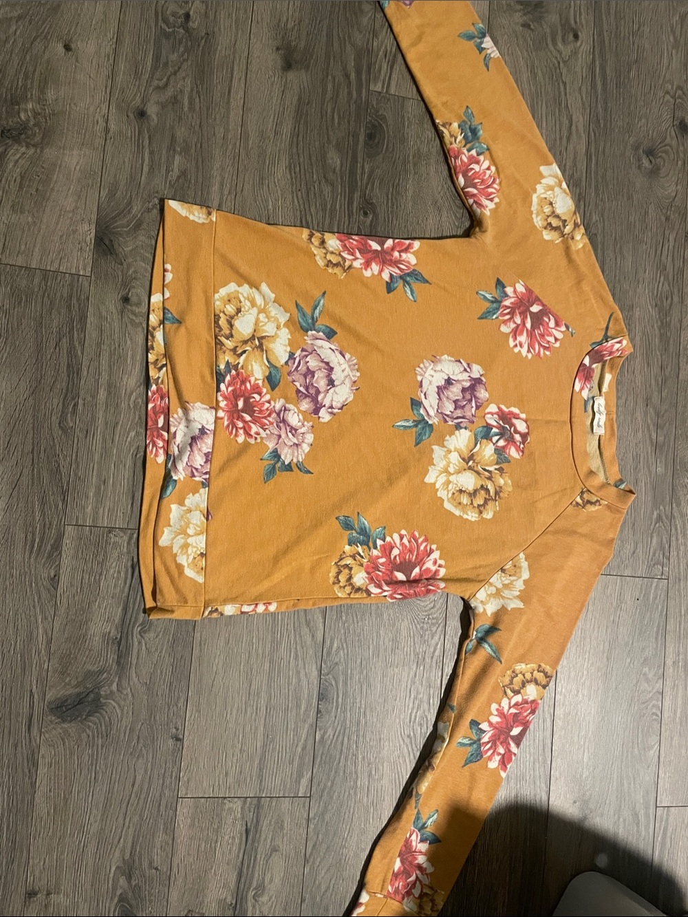 Mustard Floral Long-Sleeve Women’s Top size s/m